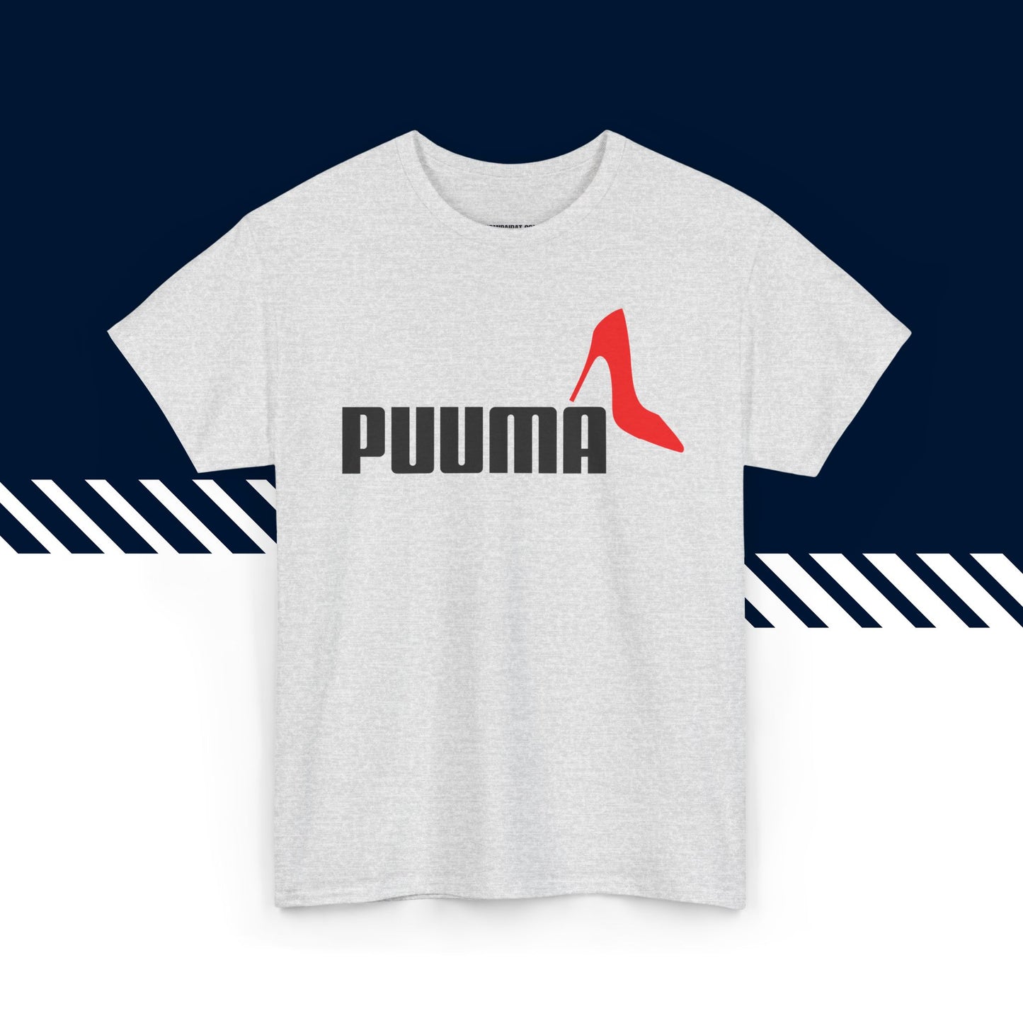 Harmaa hauska paita, Puuma-kuvio, rento malli, suomi t-paidat.