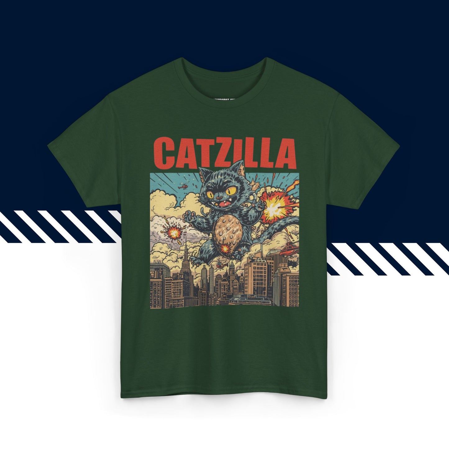 Tummanvihreä puuvillainen t-paita, hauskat paidat, Catzilla-tekstipainatus, unisex-malli.