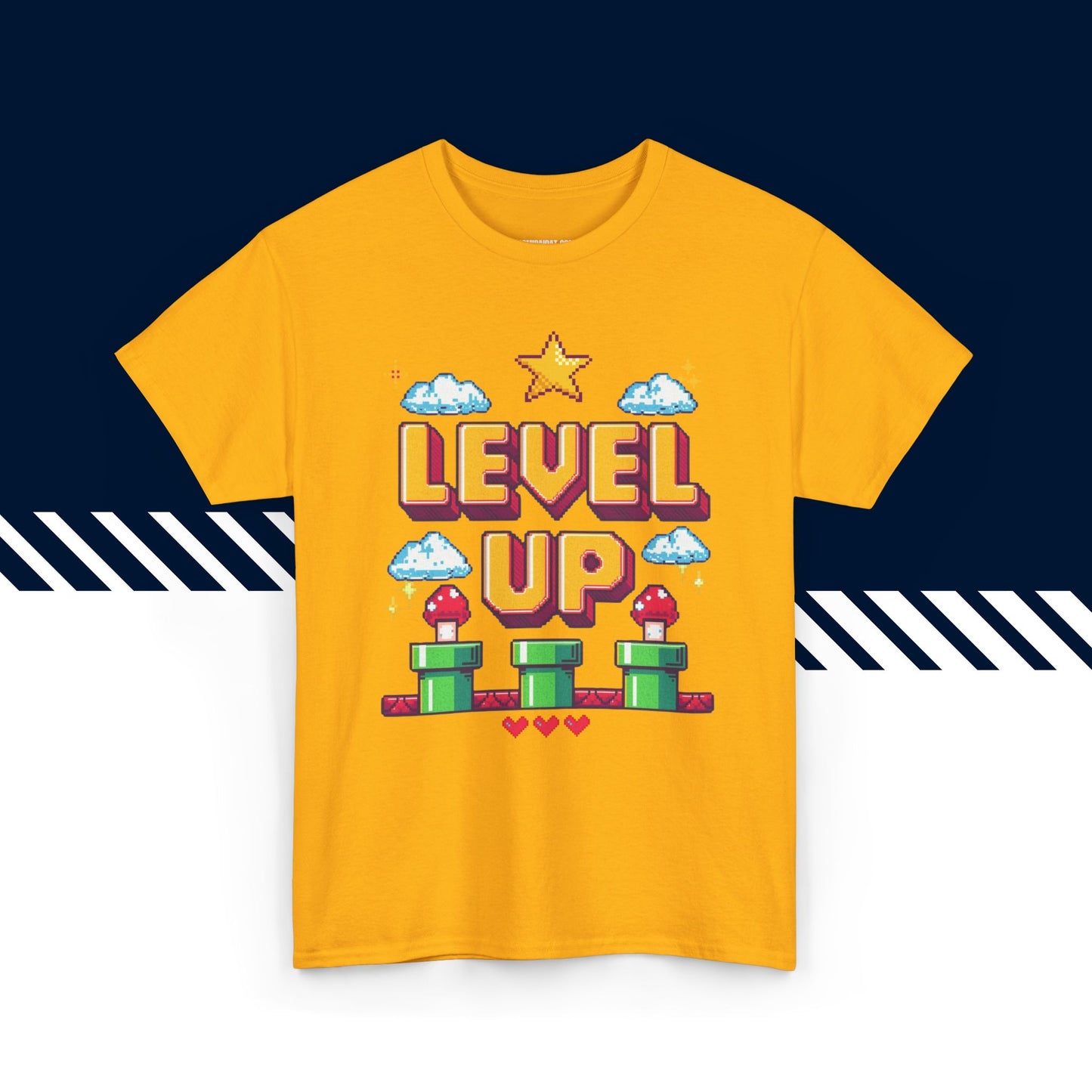 Keltainen puuvillainen t-paita, hauskat paidat, Level Up -tekstipainatus, unisex-malli.