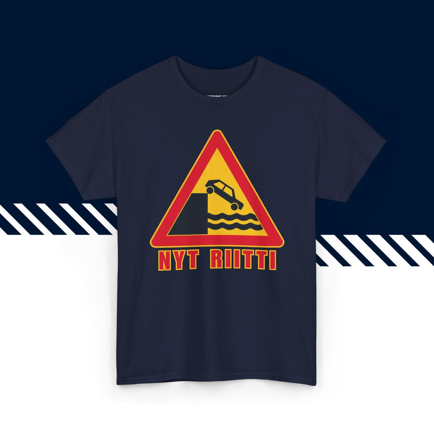 Tummansininen puuvillainen t-paita, hauskat teksti paidat, Nyt riitti -tekstipainatus, unisex-malli.