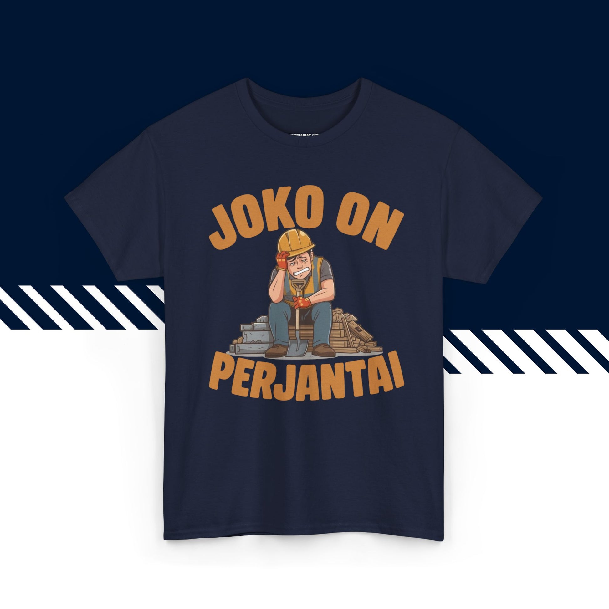 Tummansininen puuvillainen t-paita miehille, hauskat paidat, Joko on perjantai -tekstipainatus, unisex.