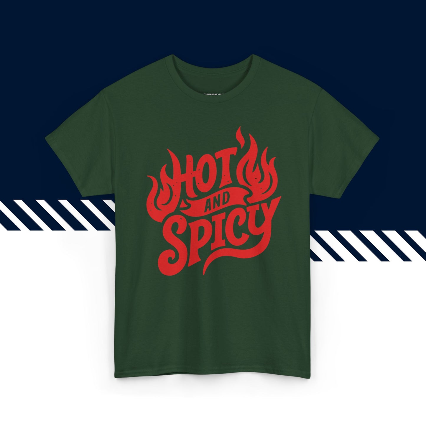 Tummanvihreä puuvillainen t-paita, hauskat teksti paidat, Hot and Spicy -tekstipainatus, unisex-malli.