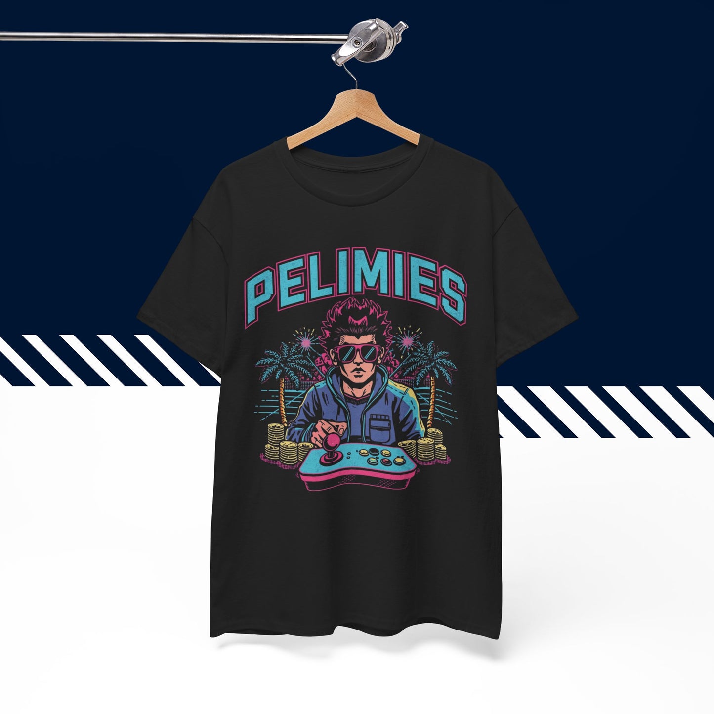 Musta puuvillainen hauskat printtipaidat, Pelimies-teksti ja kuvio henkarilla, unisex-malli.