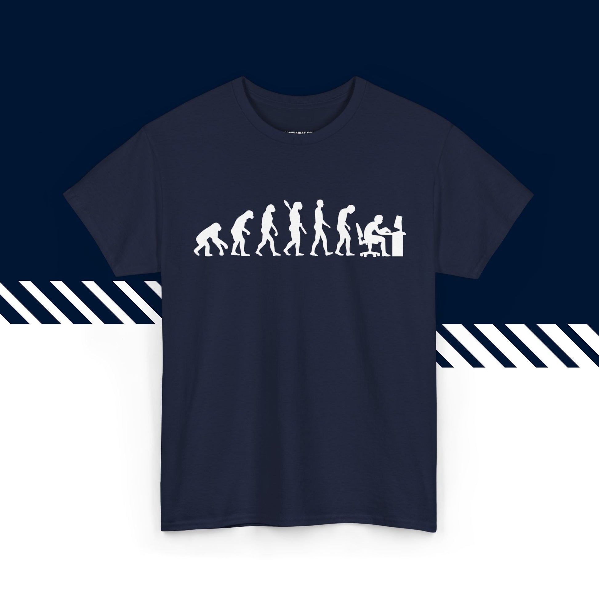 Tummansininen puuvillainen t paidat hauskat tekstit, Evoluutio-tekstipainatus, unisex-malli.