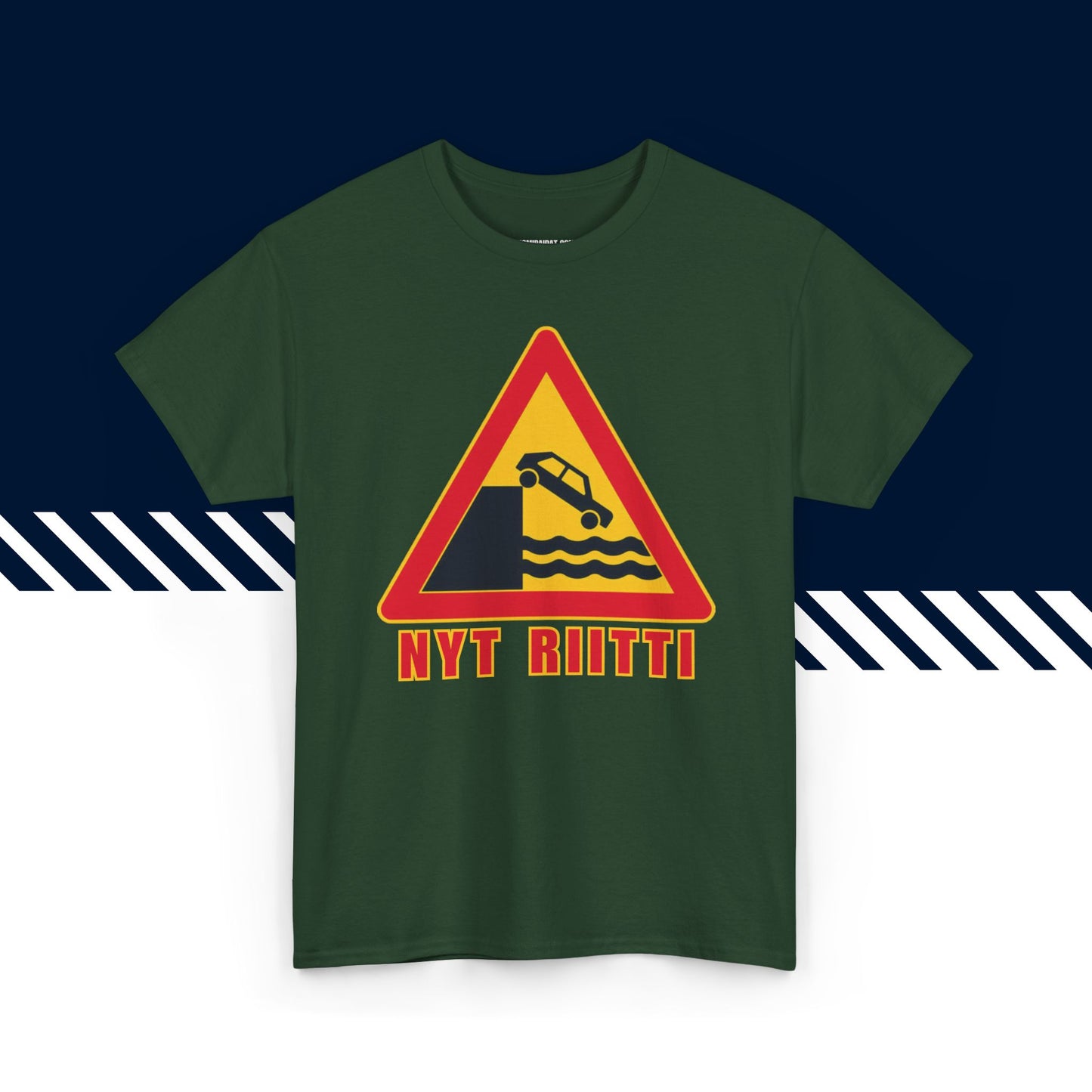 Tummanvihreä puuvillainen t-paita, hauskat printtipaidat, Nyt riitti -tekstipainatus, unisex-malli.