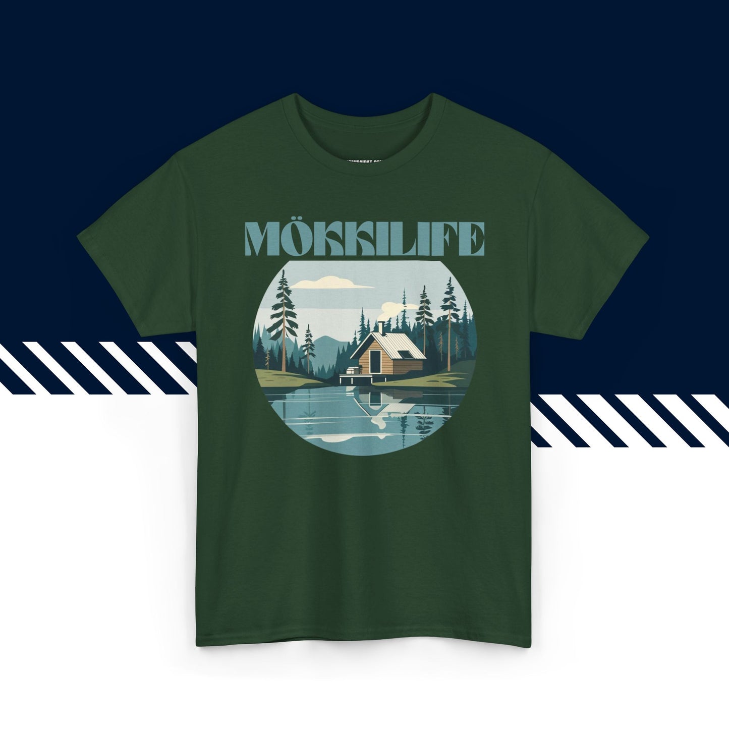Tummanvihreä puuvillainen t-paita, hauskat teksti paidat, Mökkilife-tekstipainatus, unisex-malli.