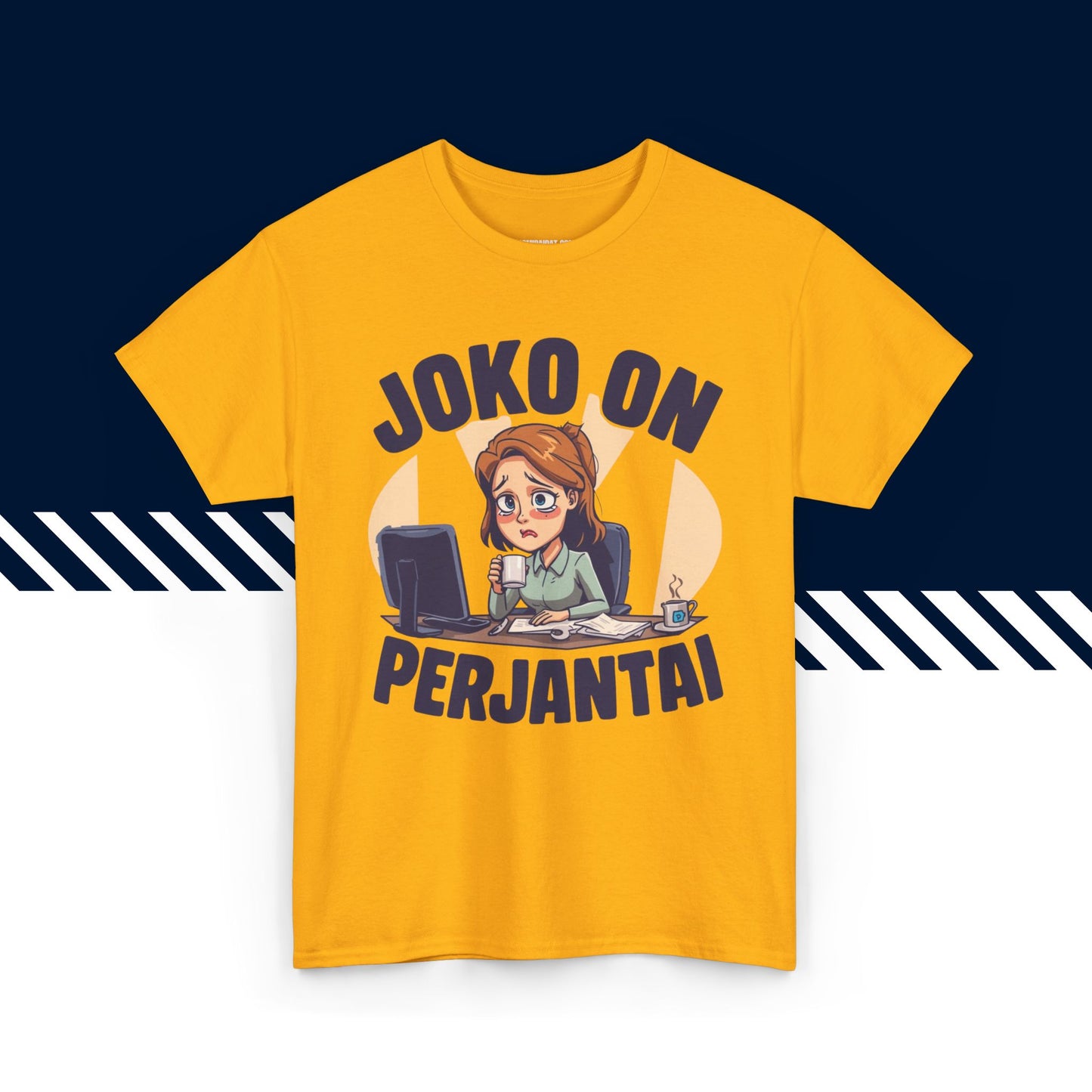 Keltainen 100% puuvillainen t-paita naisille, hauskat paidat, Joko on perjantai -tekstipainatus.
