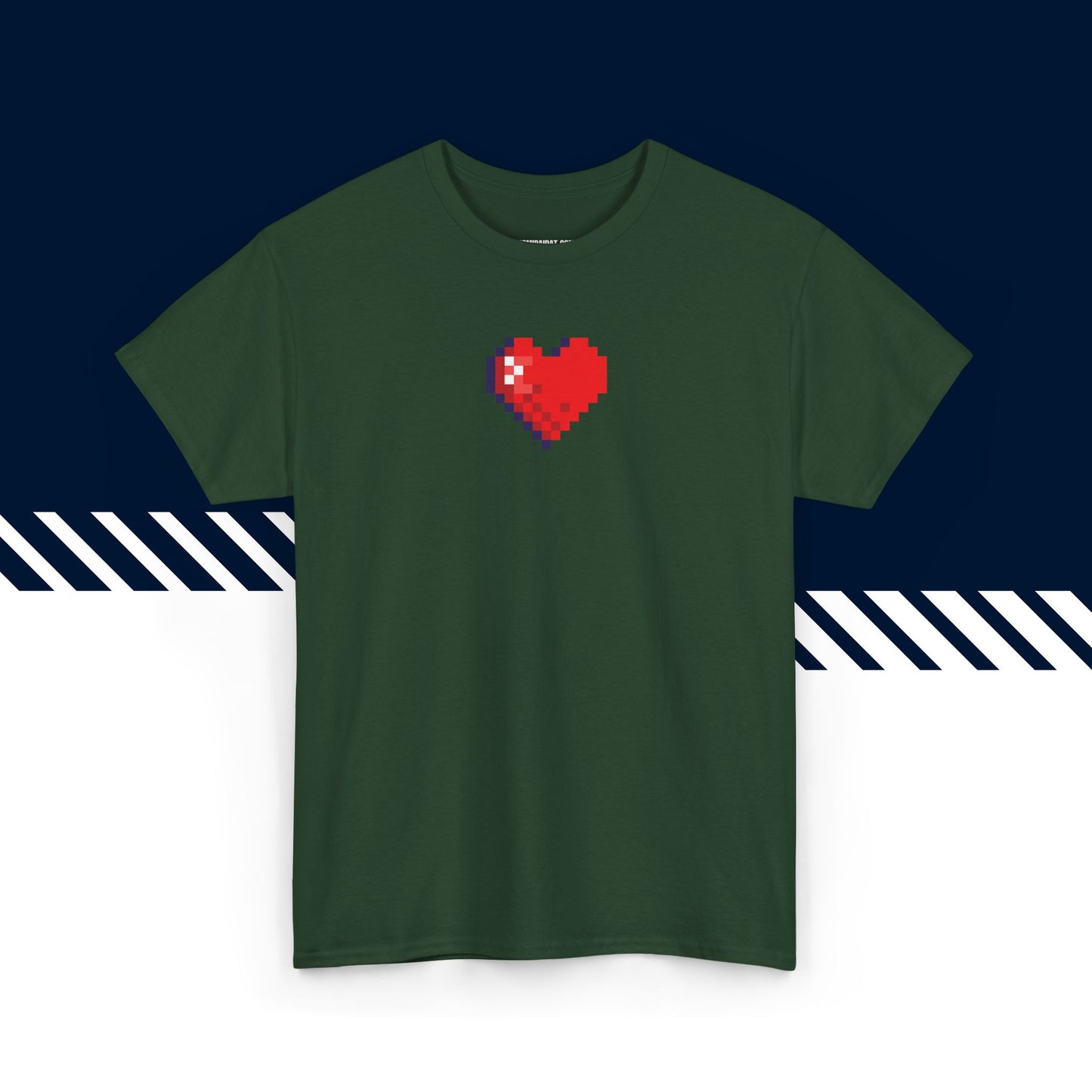 Tummanvihreä puuvillainen t-paita, hauskat teksti paidat, Pikselisydän-kuvio, unisex-malli.