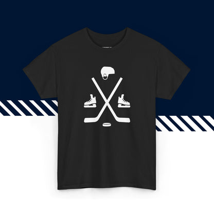 Musta puuvillainen t-paita, hauskat paidat, suomipaidat.comin Lätkämafia-tekstipainatus, unisex-malli.