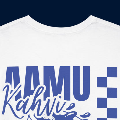 Valkoinen hauskat printtipaidat Aamukahvi -selkäpainatus lähikuva, unisex-malli.