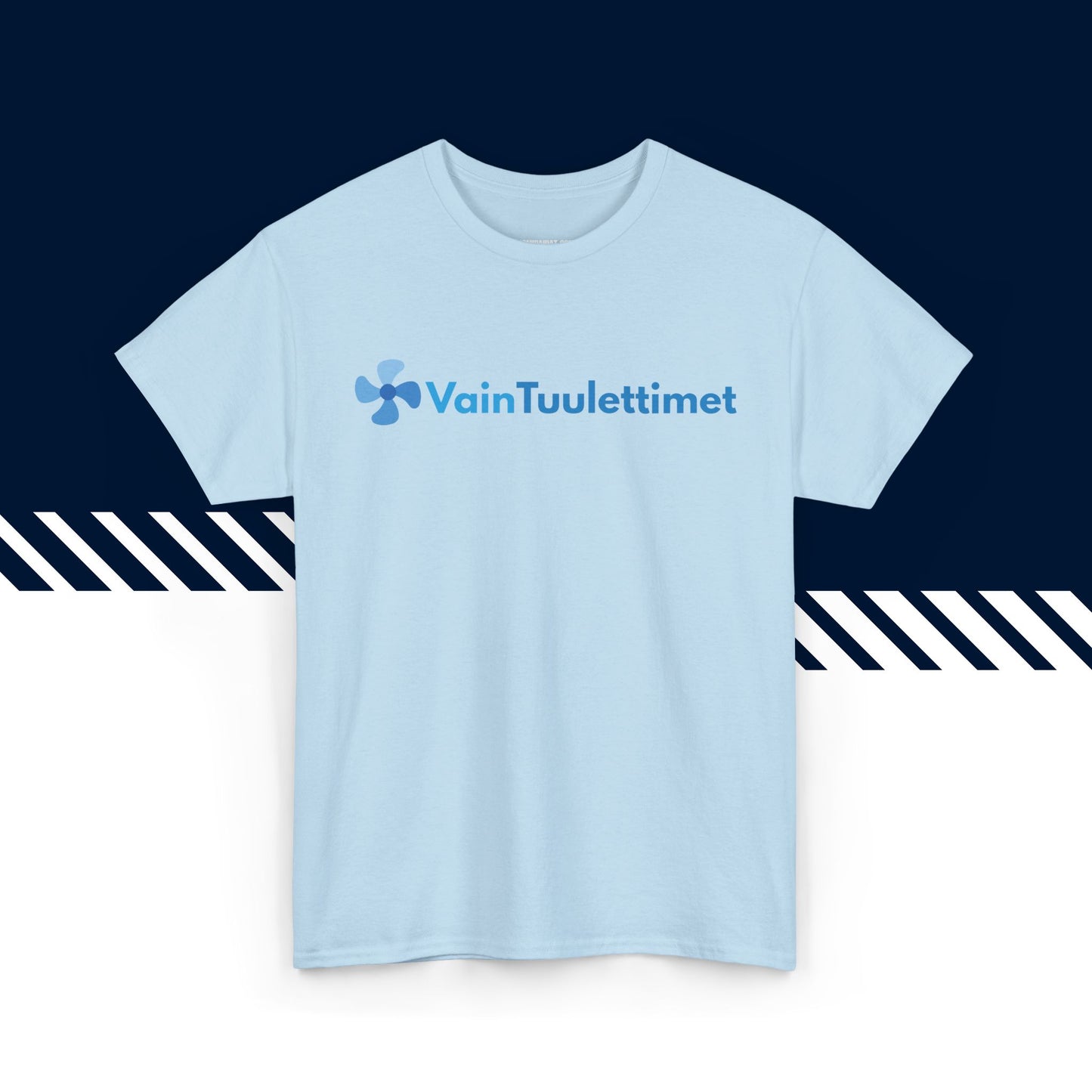 Vaaleansininen puuvillainen t-paita, hauskat teksti paidat, Vain Tuulettimet -tekstipainatus, unisex-malli.